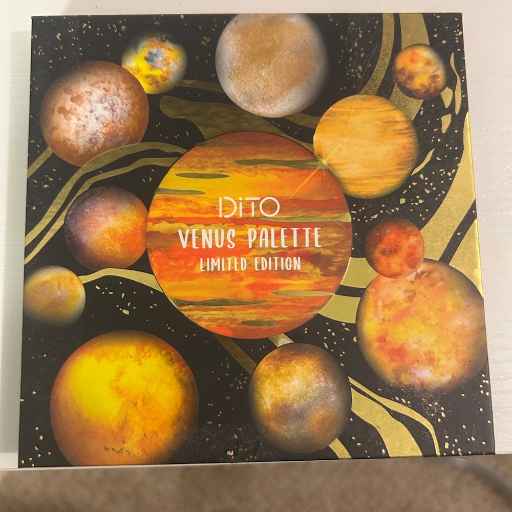 Limited Edition Dito eyeshadow palette